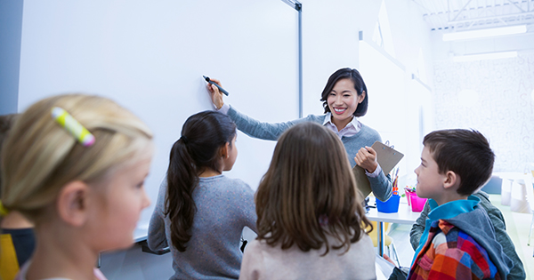 5 Smart Ways to Use SMART Boards in the Classroom